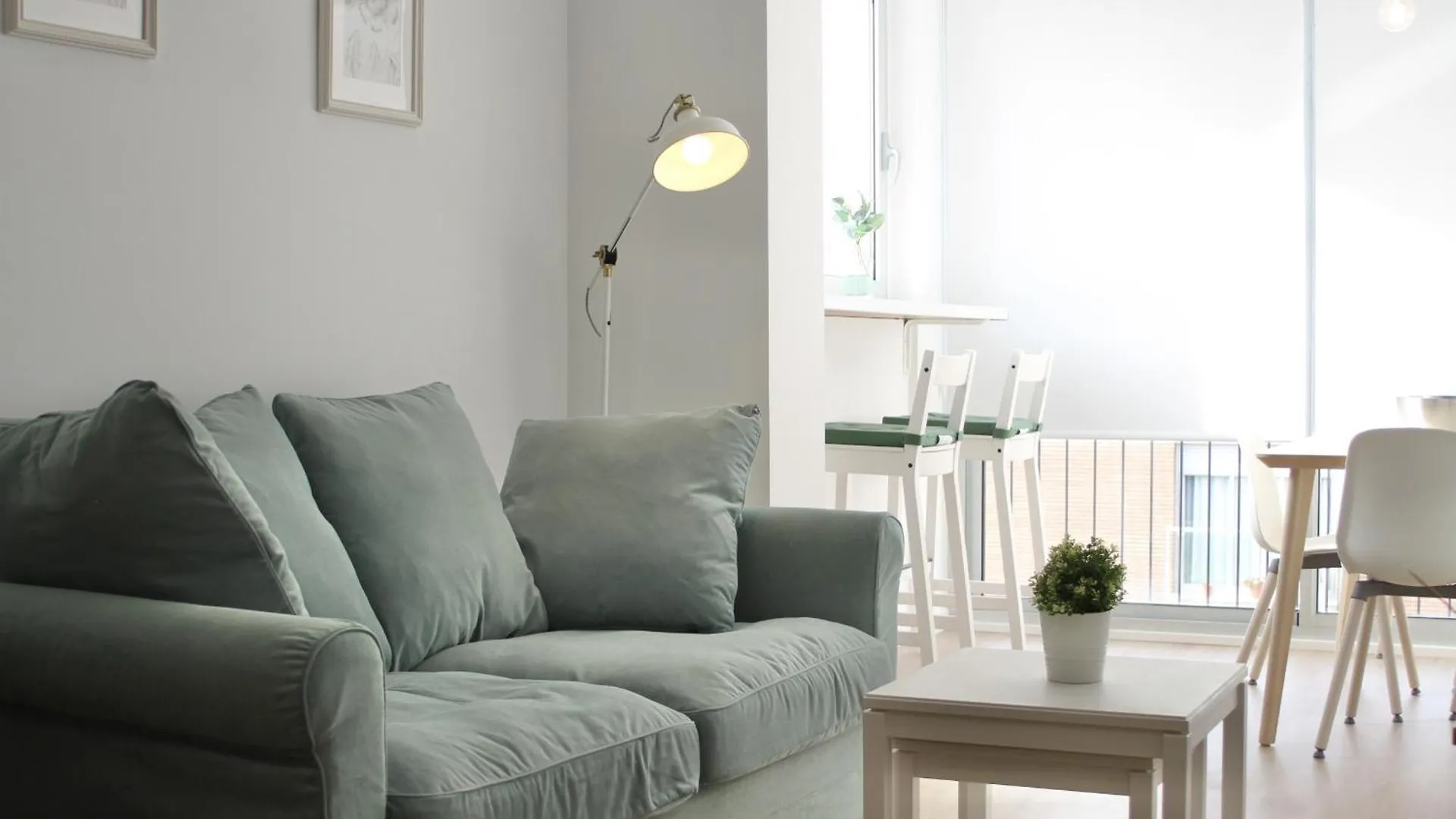 Mediterranean Way - Style Tarragona Apartment
