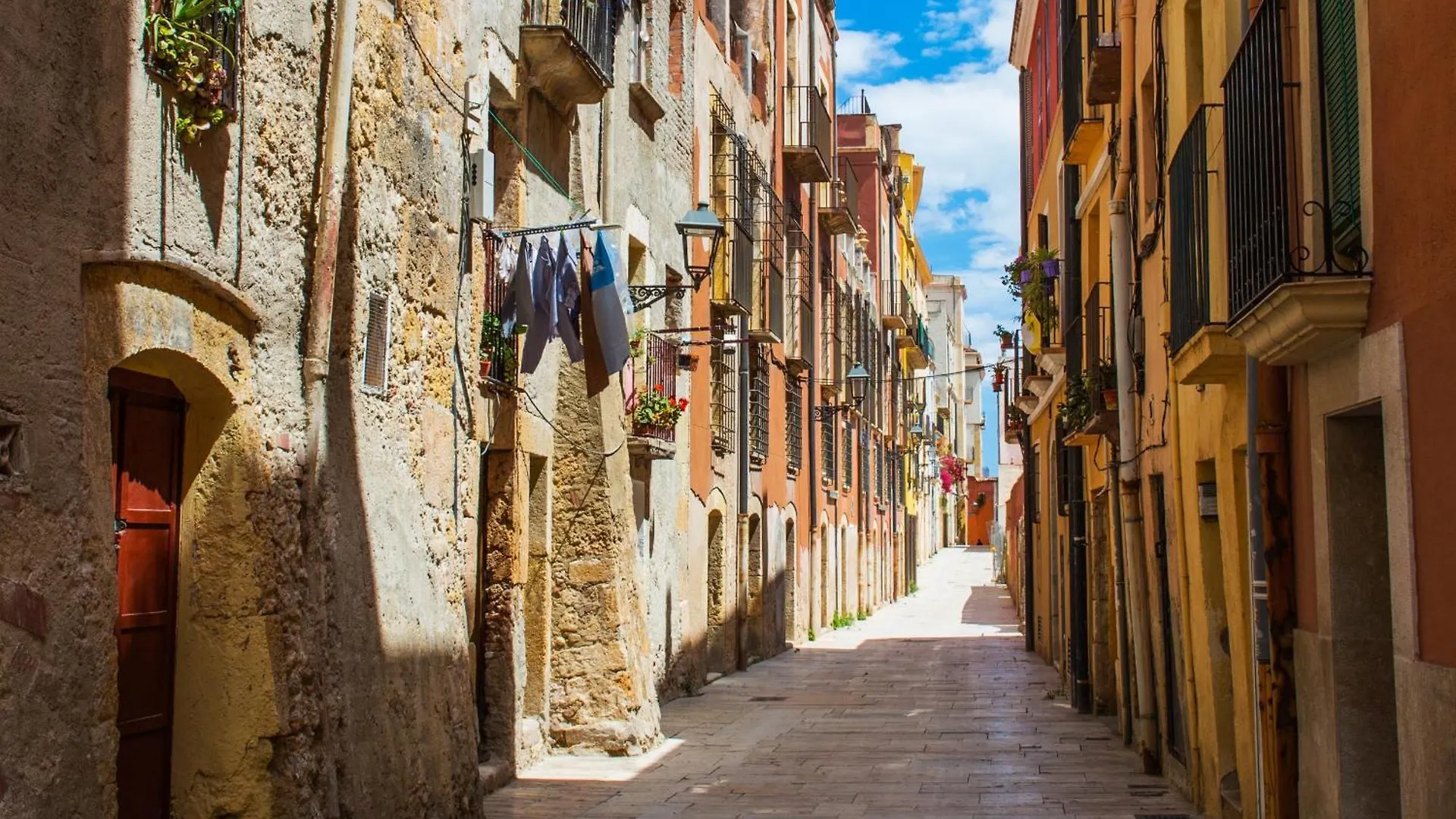 Mediterranean Way - Style Tarragona İspanya
